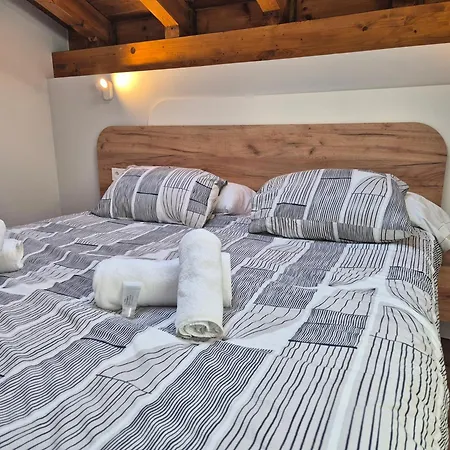 R2r - Apto Moderno En - C26a01 Appartement *